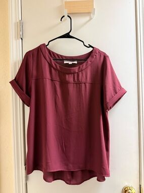 LOFT Short Sleeve Blouse in Burgundy
